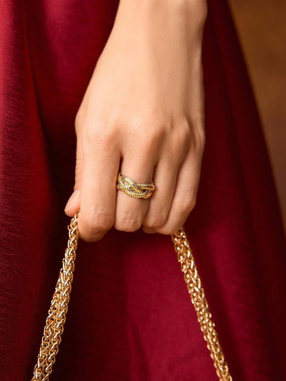 Anel Serpentine Élégance Banhado em Ouro 24K