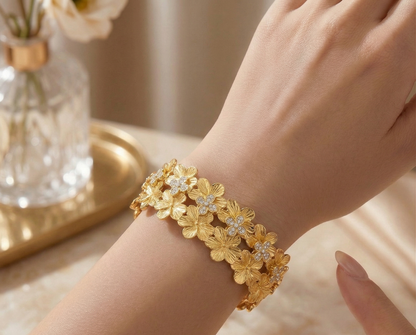 Bracelete Fleur Élégance Banhado em Ouro 18k