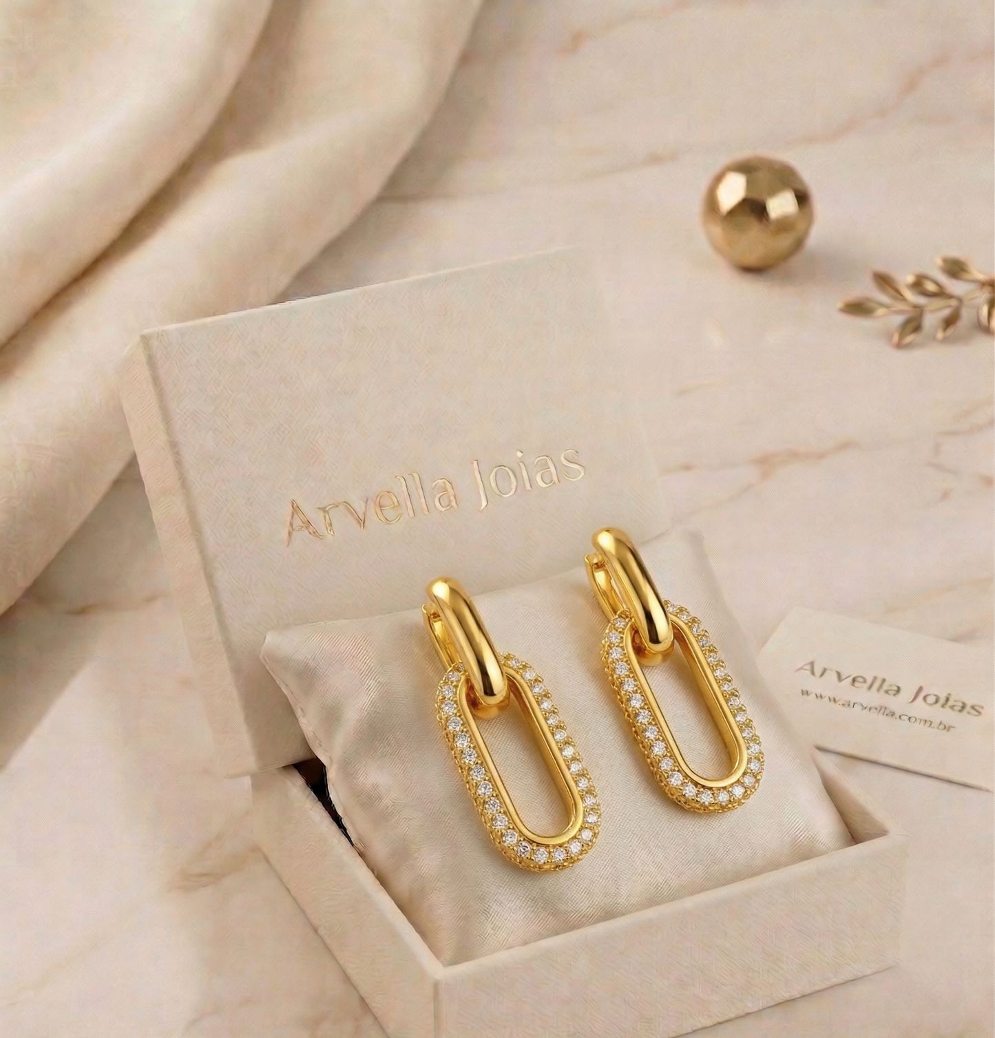 Brinco Chaîne Élégance Banhado em Ouro 18k