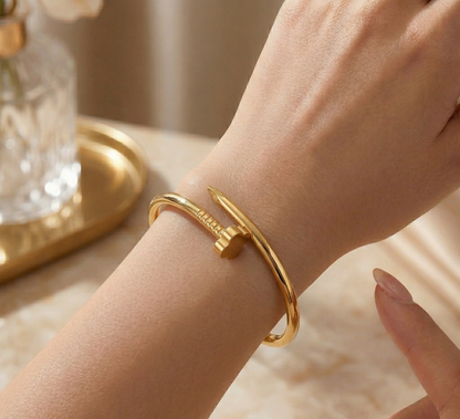 Bracelete Clover Minimal Banhado em Ouro 18k
