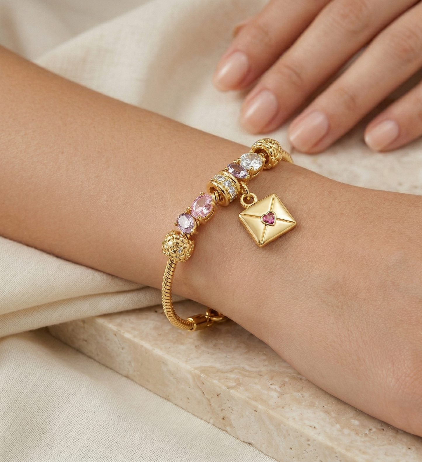 Pulseira Lettre D’Amour Banhada em Ouro 18k