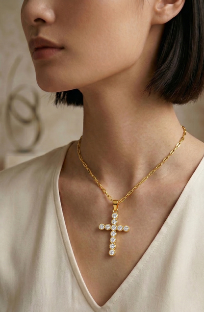 Colar Radiance Cravejada Banhado em Ouro 18k