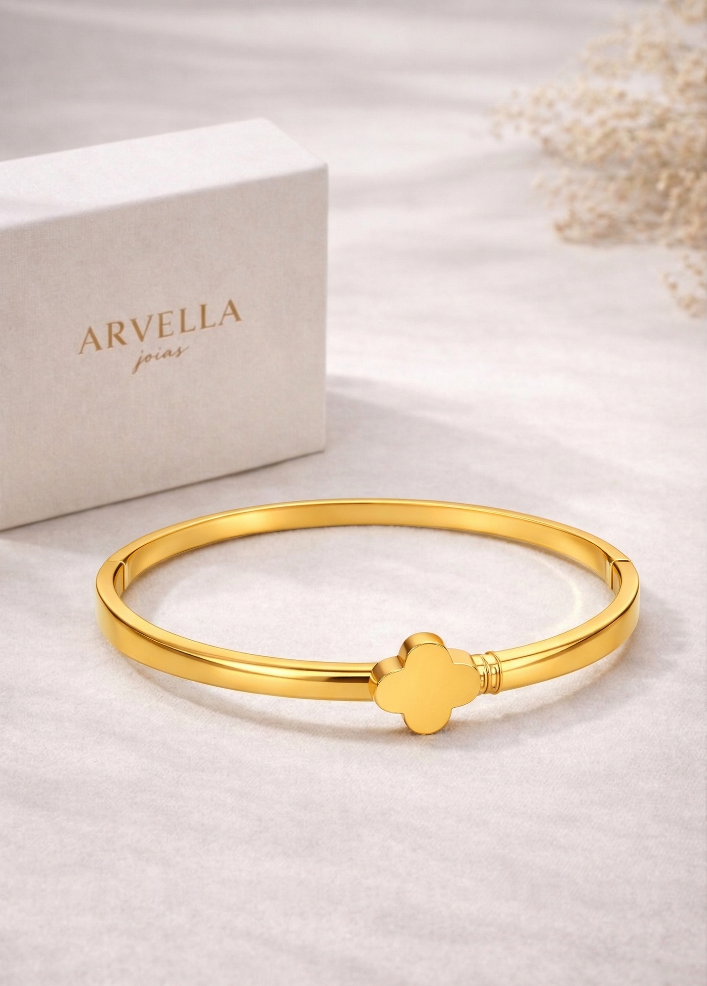 Bracelete Clover Minimal Banhado em Ouro 18k